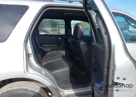 2011 Ford Escape z USA, uszkodzony, nr VIN 1FMCU0E748KA18737